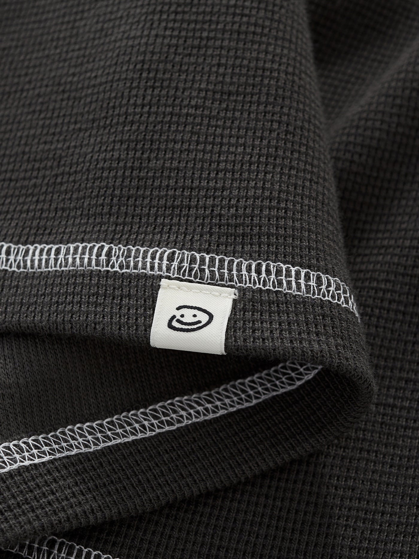 SMILEY WAFFLE LONG SLEEVE TEE - MIDNIGHT CHARCOAL