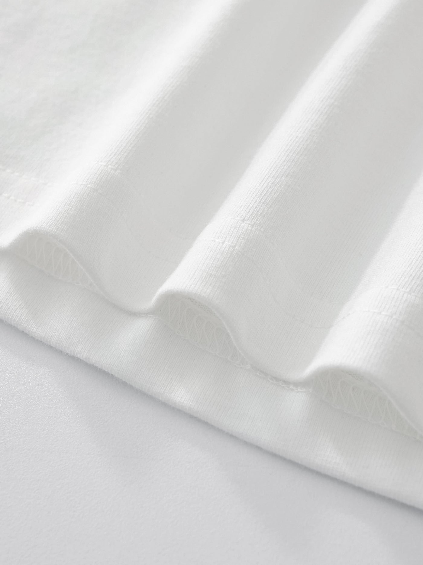 DAILY FITTED TEE - WHITE