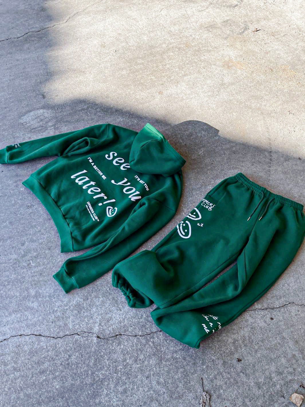 doodle sweatpants - evergreen