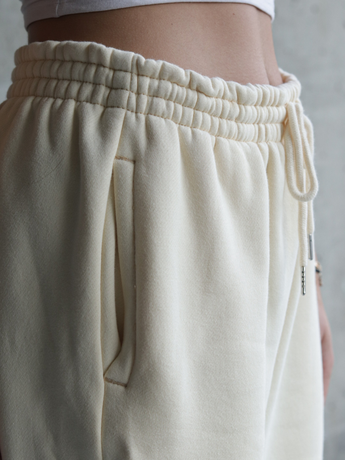 drmerland sweatpants - cream